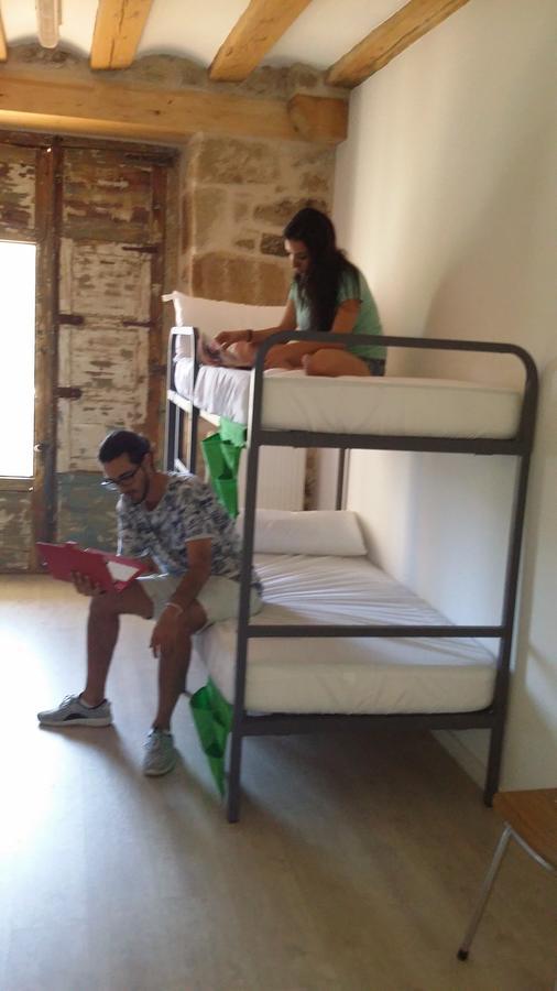 Albergue Valderrobres Auto Check-In Екстер'єр фото