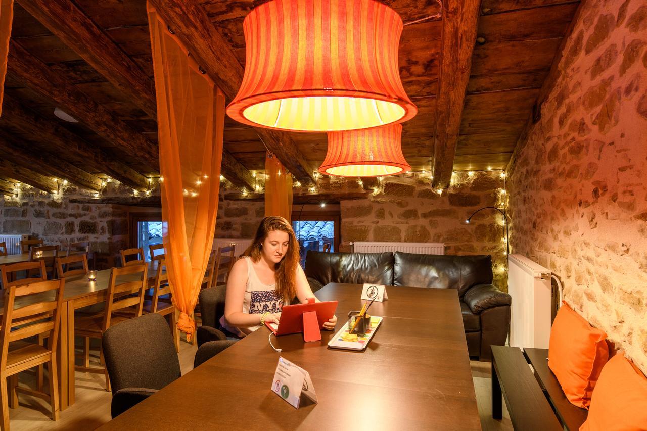Albergue Valderrobres Auto Check-In Екстер'єр фото