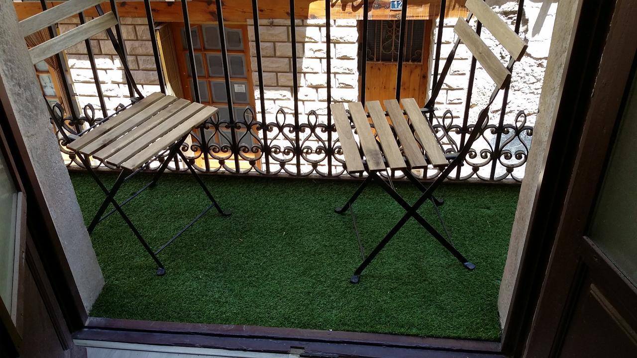 Albergue Valderrobres Auto Check-In Екстер'єр фото