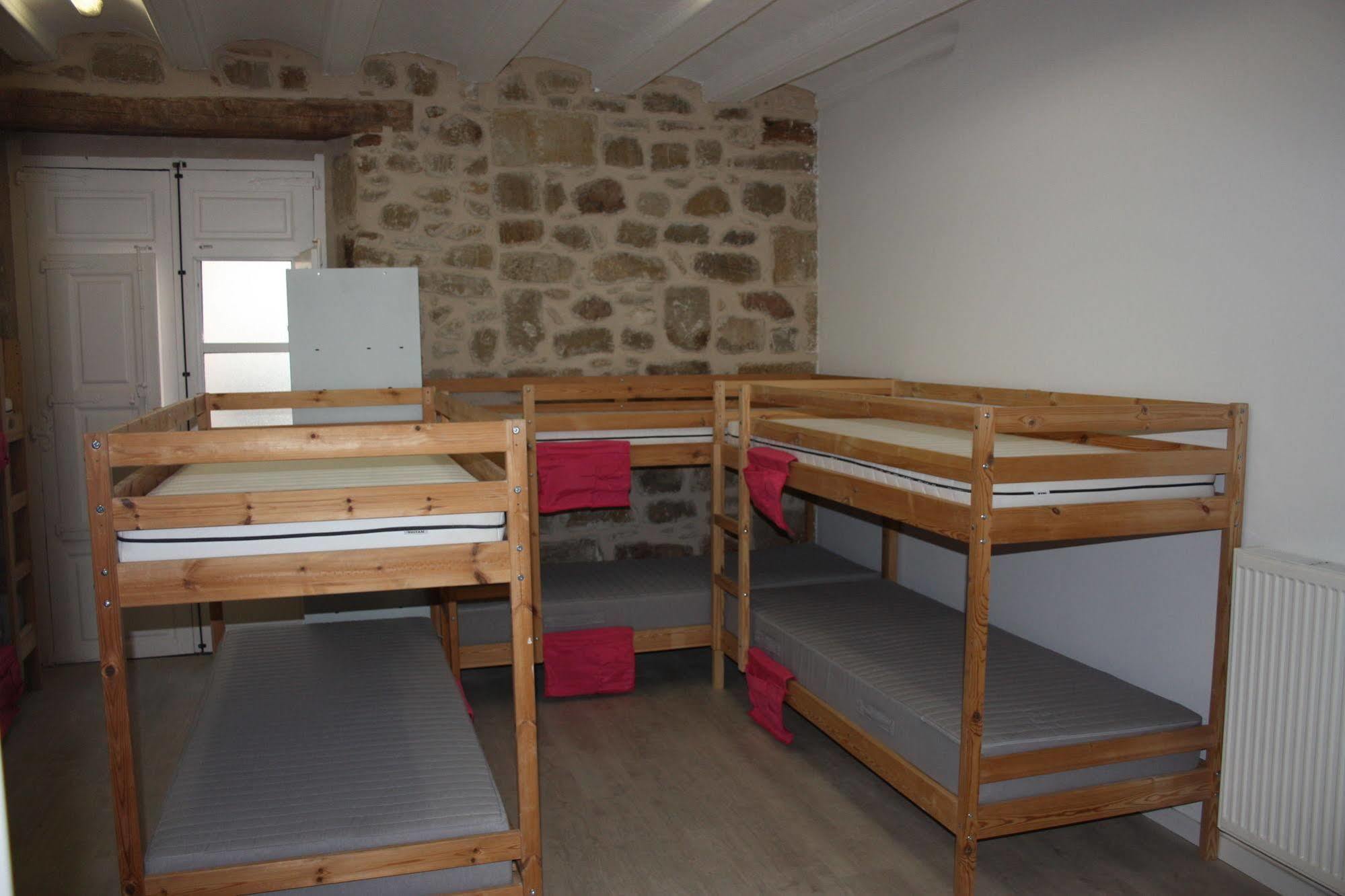Albergue Valderrobres Auto Check-In Екстер'єр фото