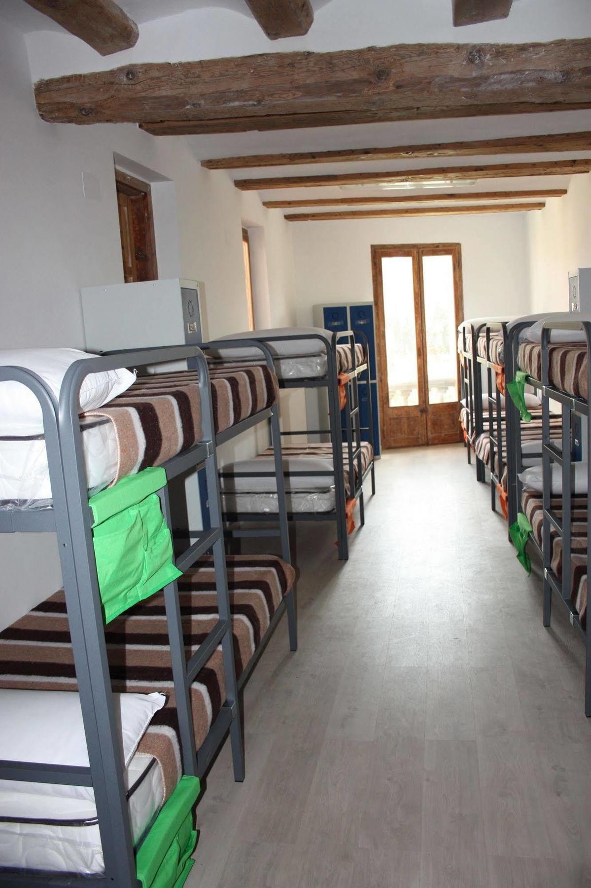 Albergue Valderrobres Auto Check-In Екстер'єр фото