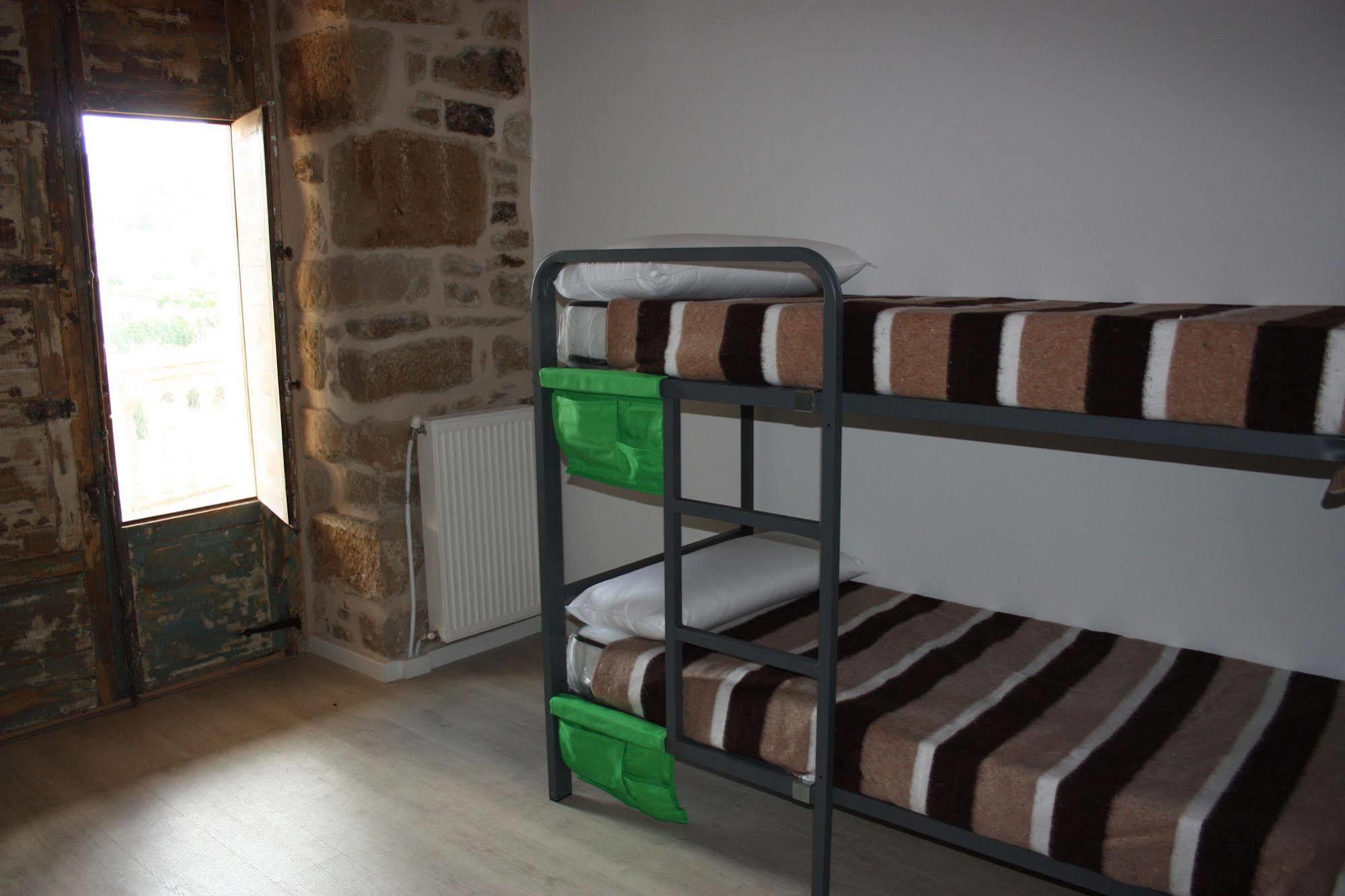 Albergue Valderrobres Auto Check-In Екстер'єр фото